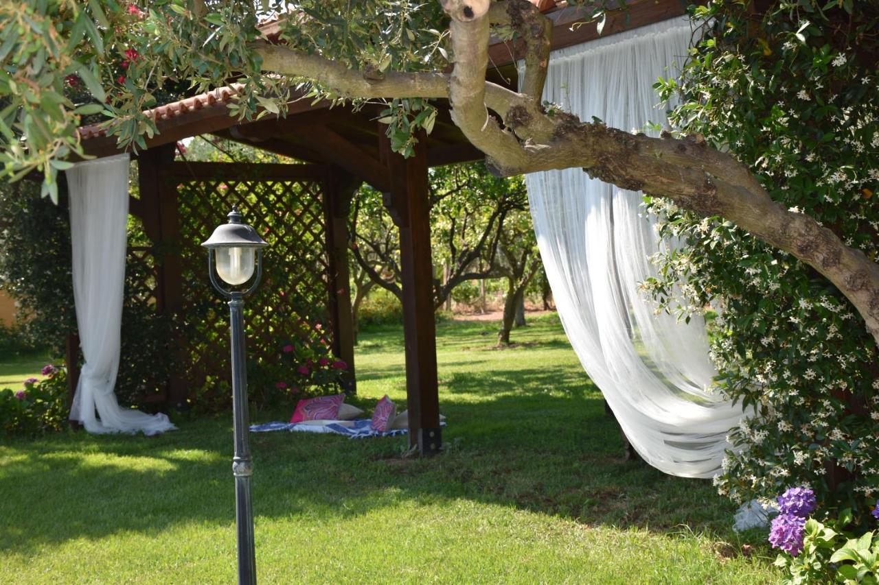 Villa Tina Санта-Мария-ди-Кастеллабате Экстерьер фото